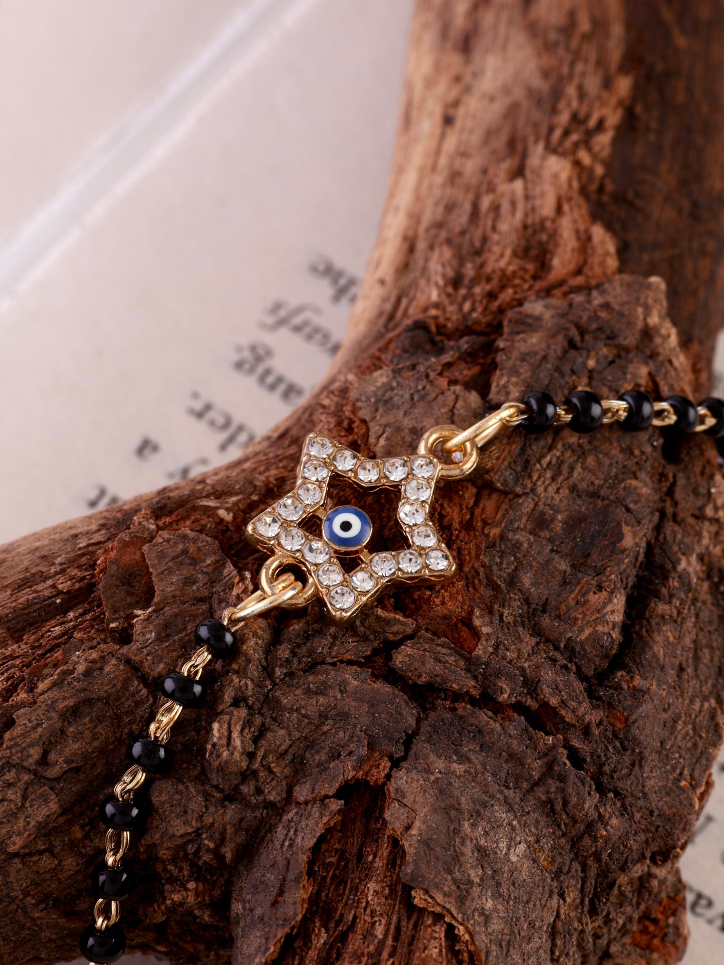 Vritika Hand Mangalsutra