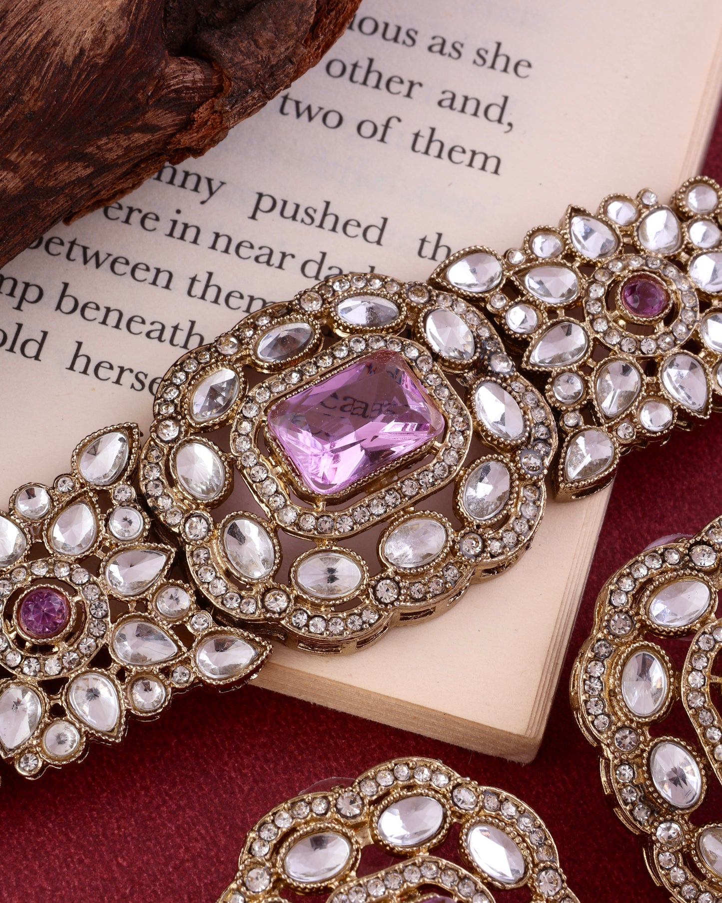 Lilac Gunveen Choker Necklace Earring