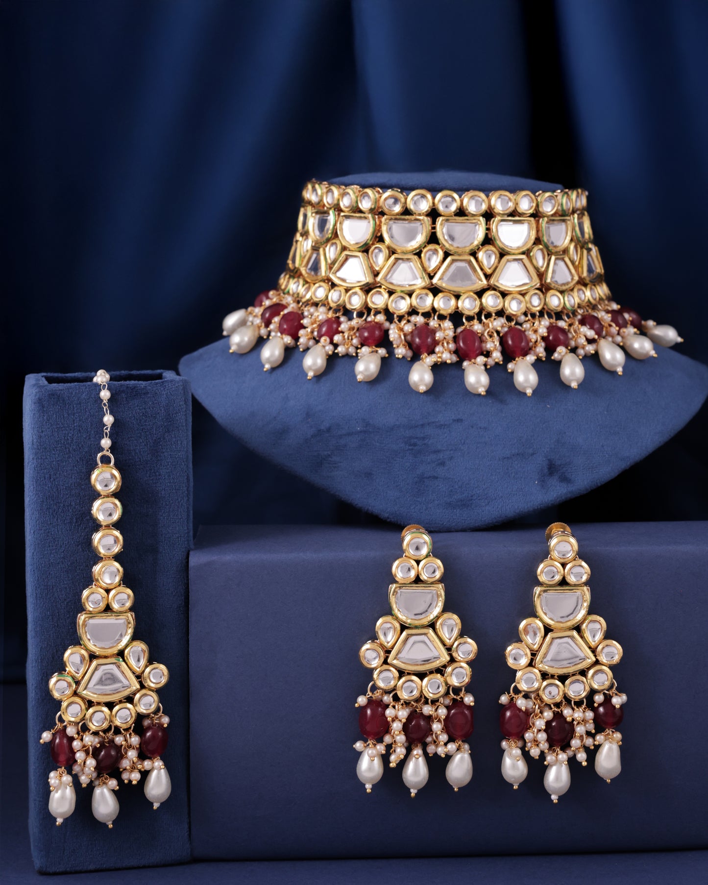 Maroon Guranshi Dabi Kundan Choker Necklace with Earring and Mangteeka