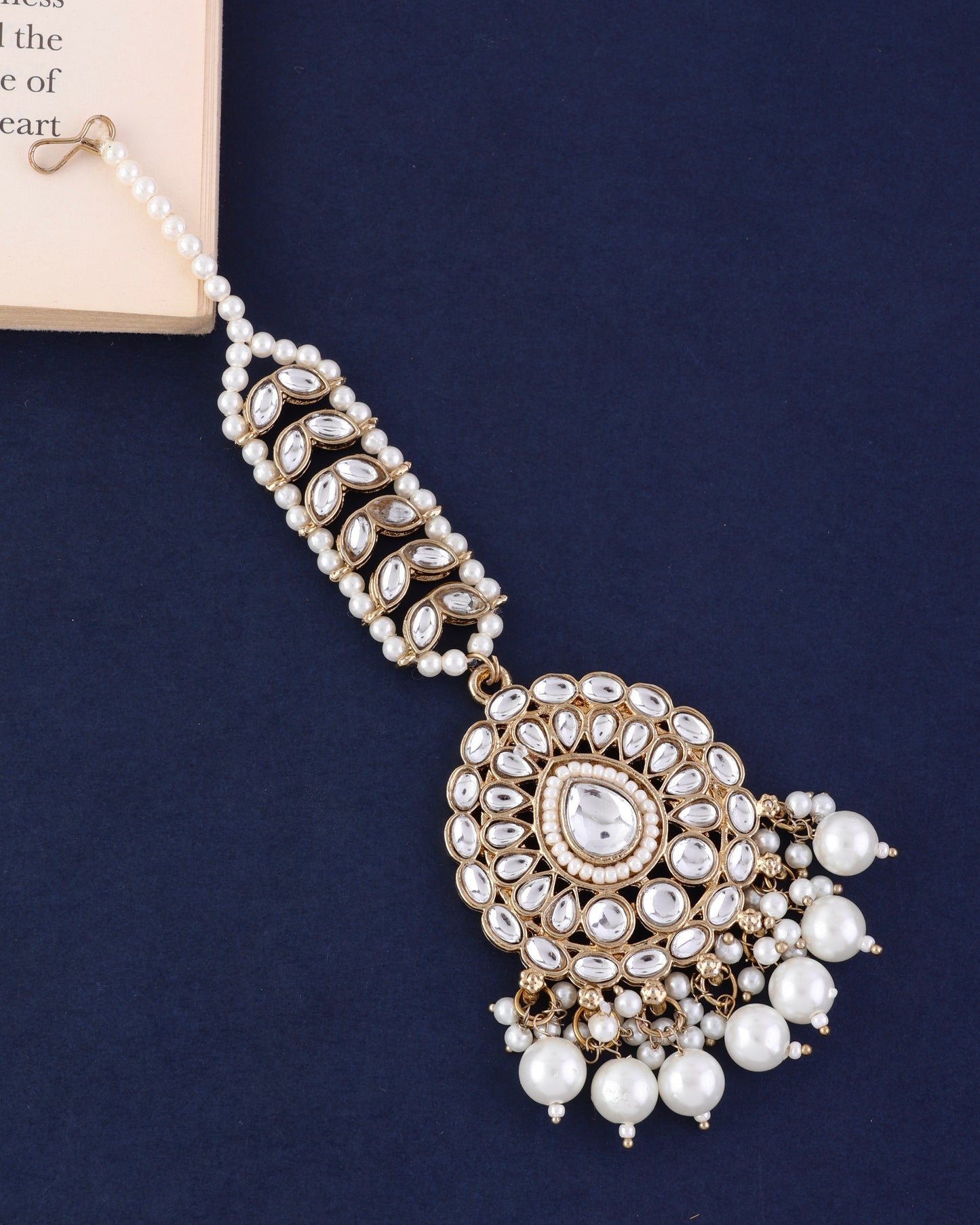 Zaiba Kundan Pearl Mangteeka