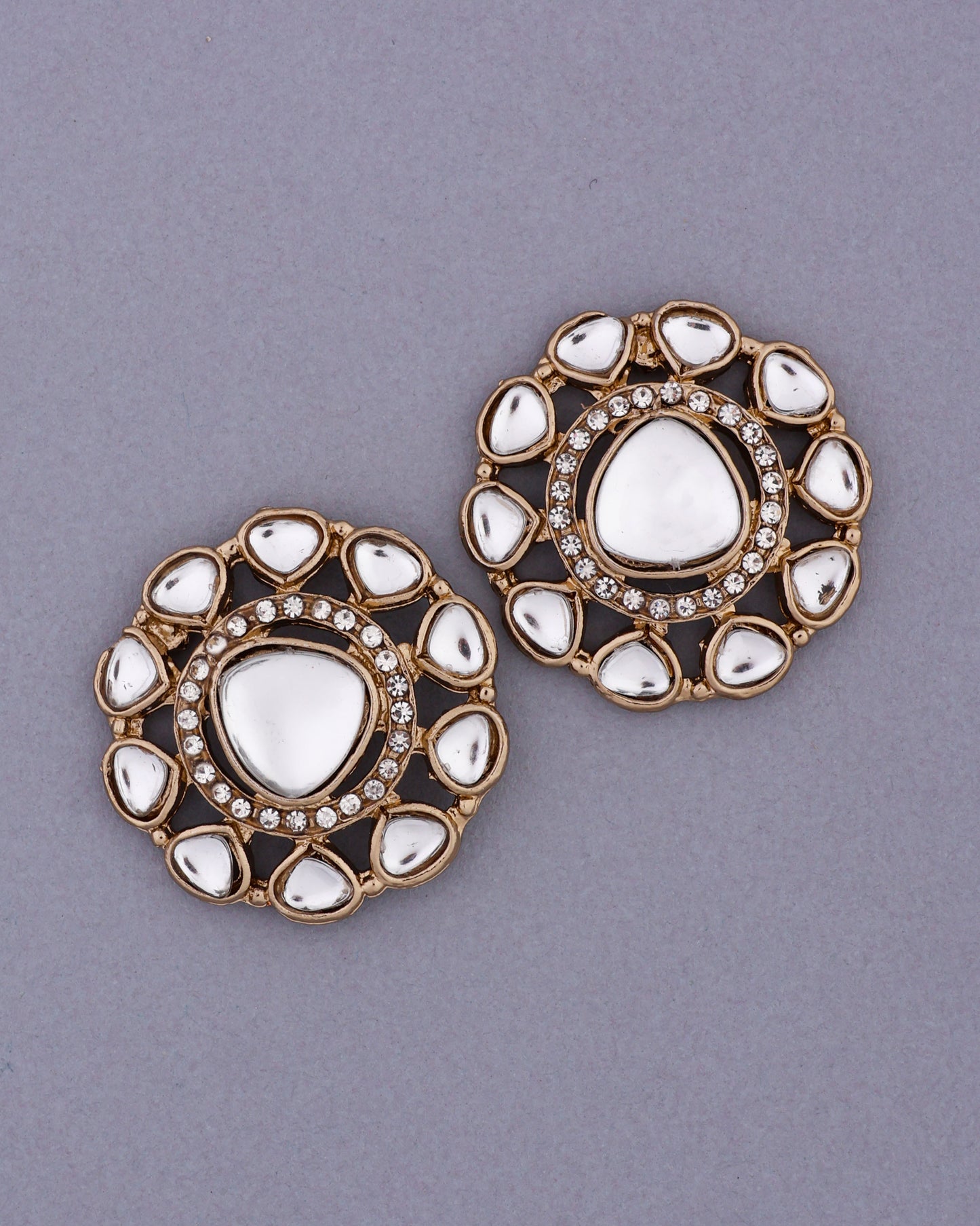 Eknoor Stud Earrings