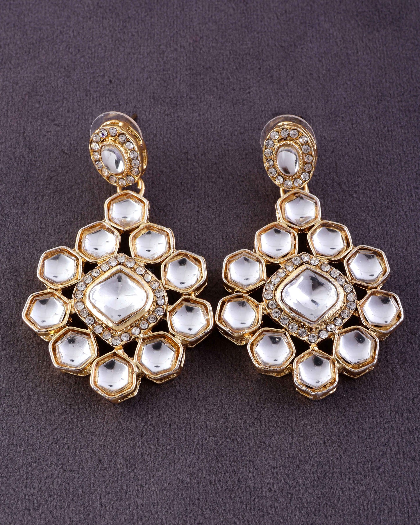 Aarvik Zircone Earring