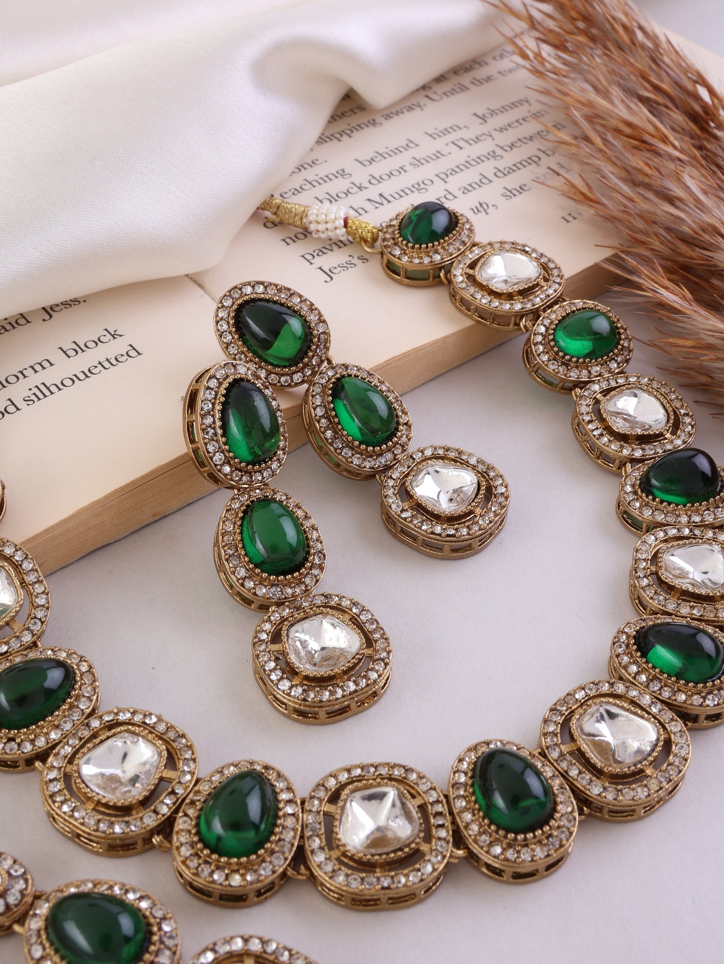 Emerald Rishita Premium Polki Dupe Necklace with Earring and Teeka