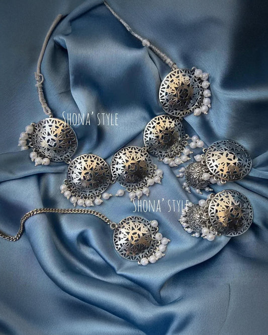 Silver Amritsari Choker Set