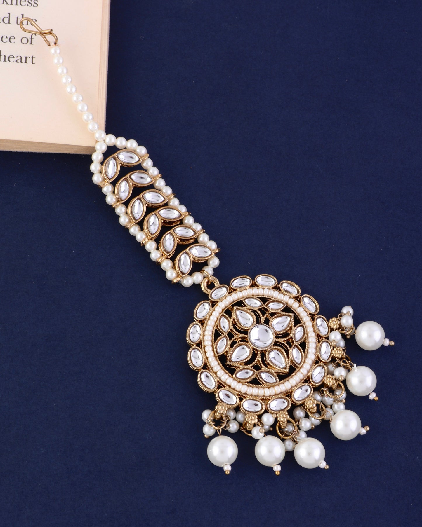 Ruhaniyat Kundan Pearl Mangteeka