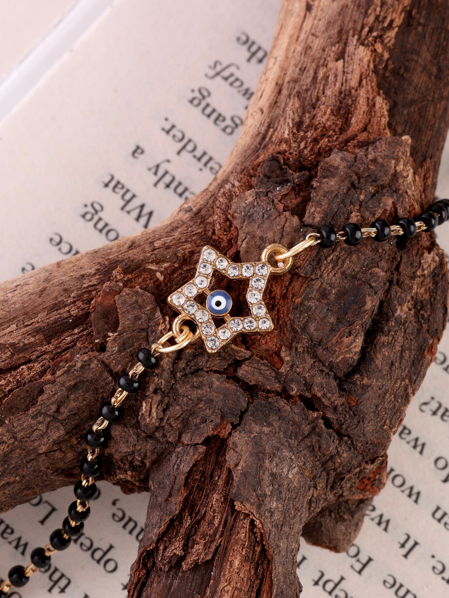 Vritika Hand Mangalsutra