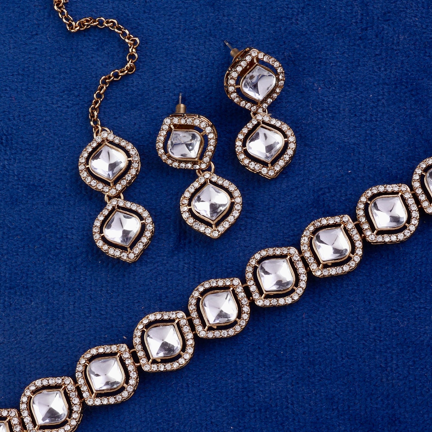 Vihana Polki Dupe Necklace with Earring and Teeka