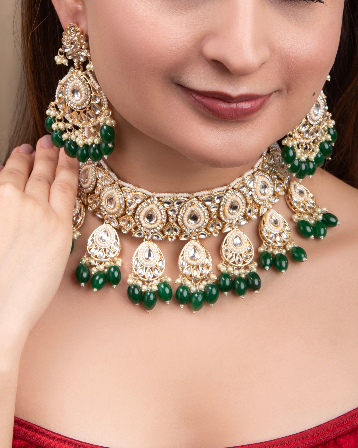Green Devika Kundan Necklace Set with Chandbali Earring and Mangteeka