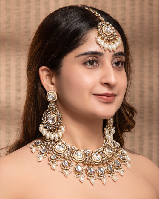 Pearl Noorpreet Premium Necklace with Earring and Mangteeka