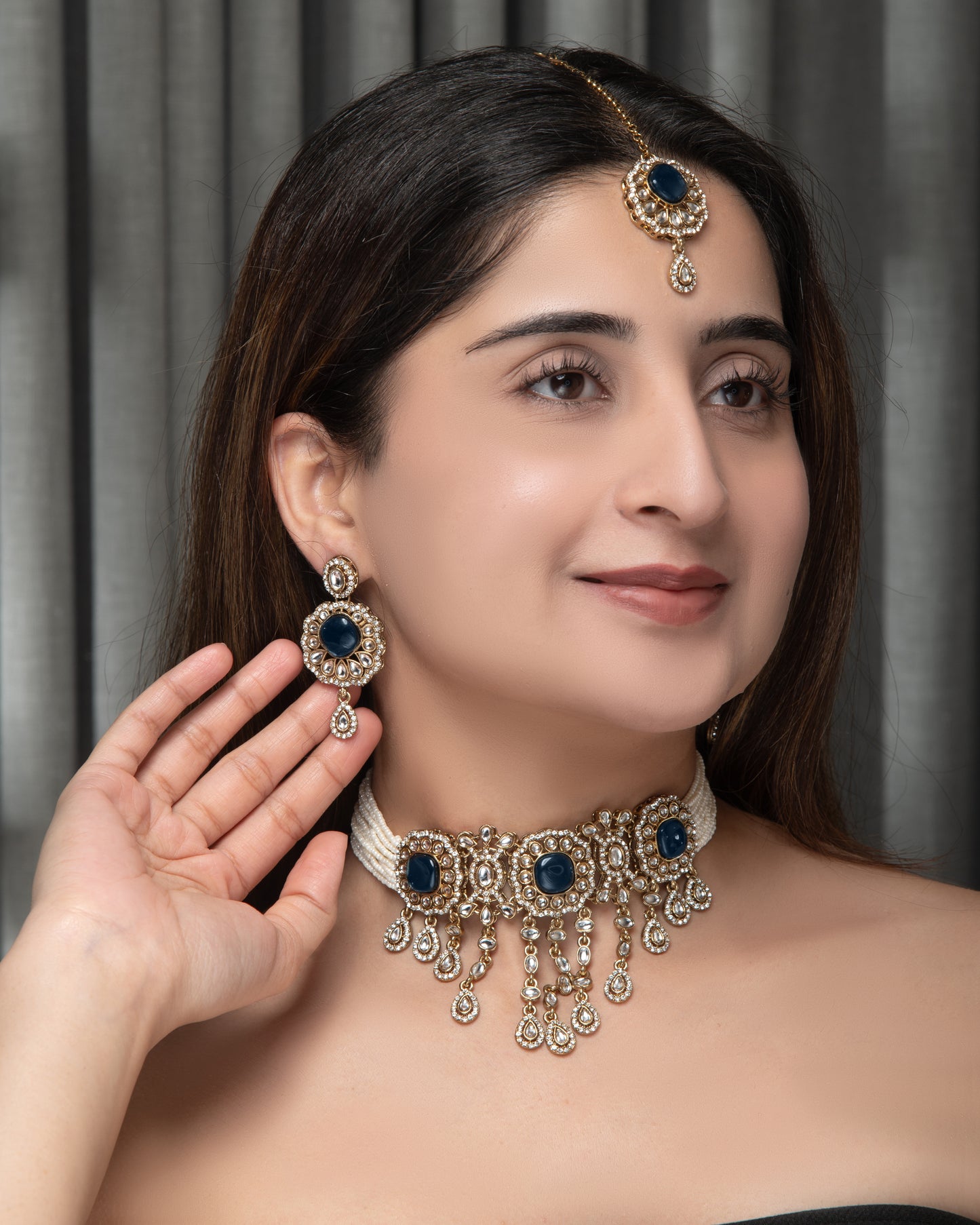 Blue Meher Premium Necklace with Earring and Mangteeka