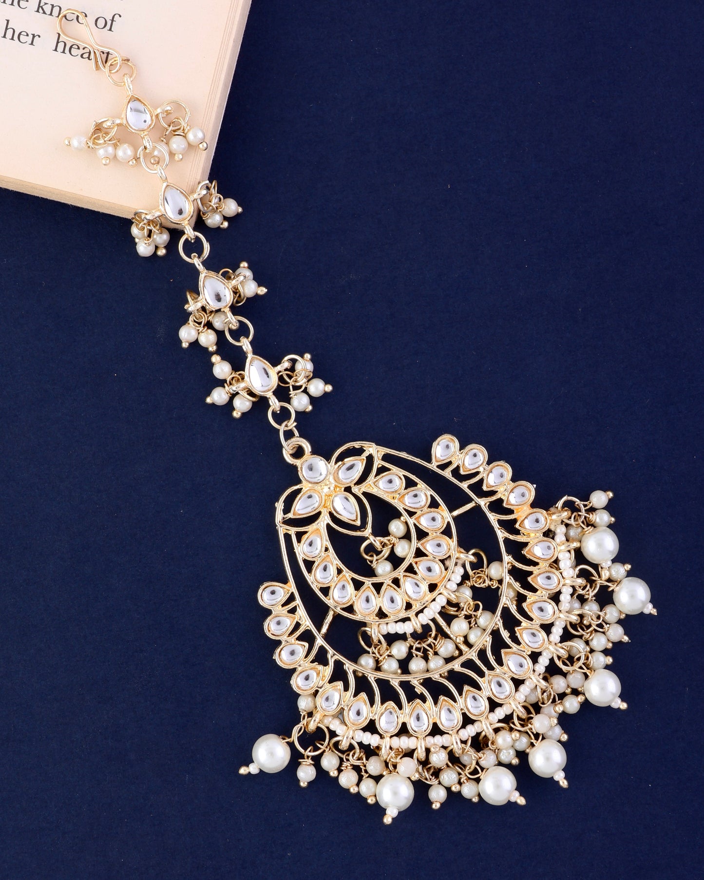 Gold Ishani Kundan Pearl Mangteeka