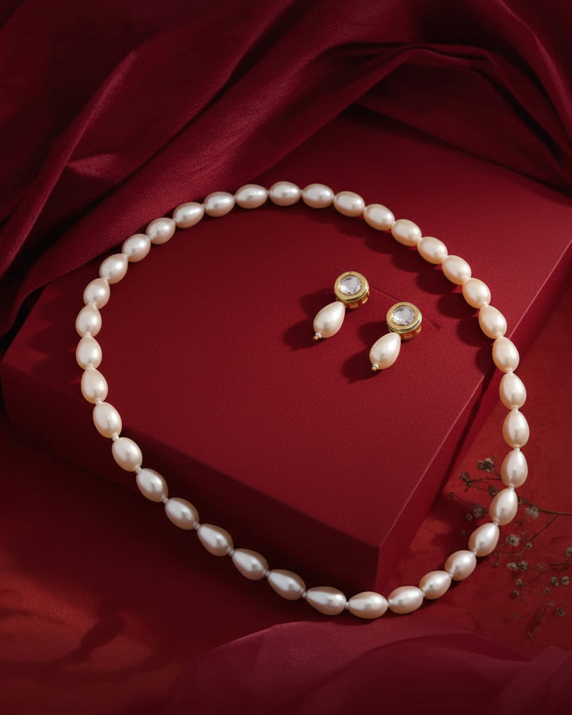 Tehmina Pearl Necklace With Earrings