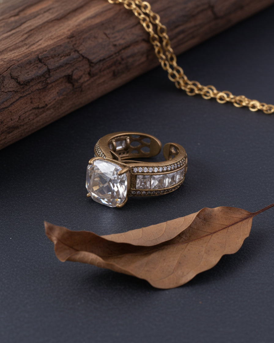 Amara Antique look Ring