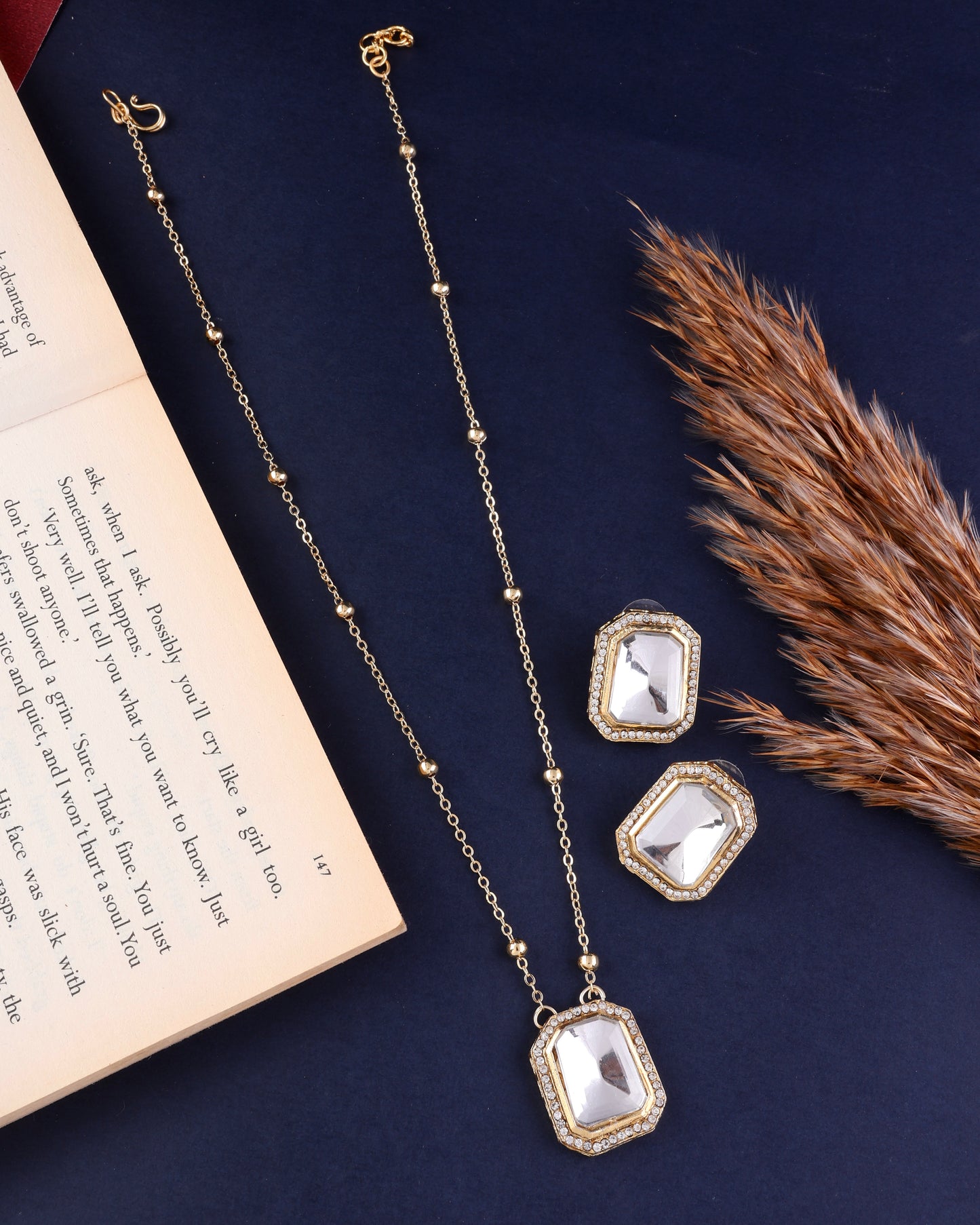Meira Gold Pendent Necklace Set with Earring