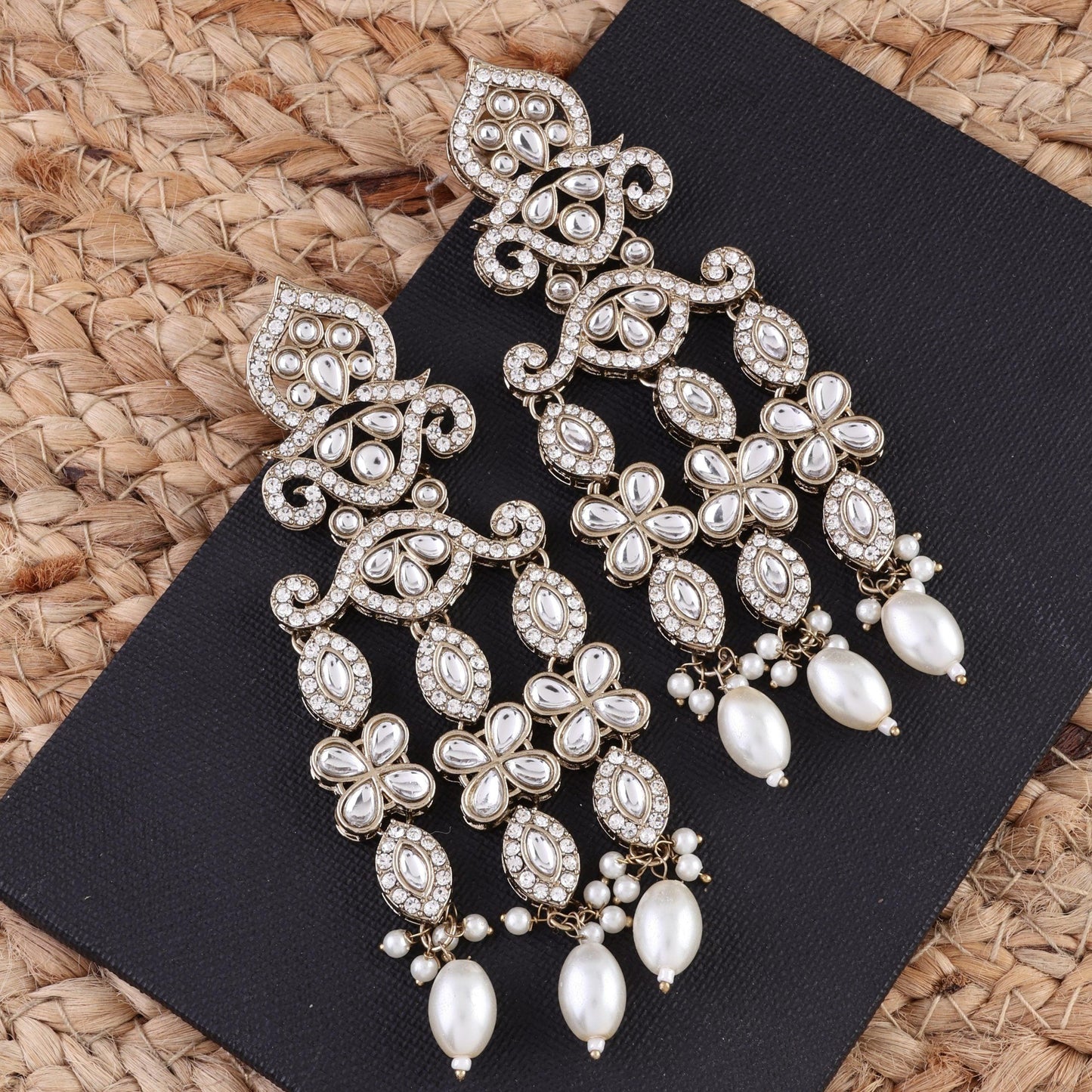 Ishita Pearl Zircone Earring
