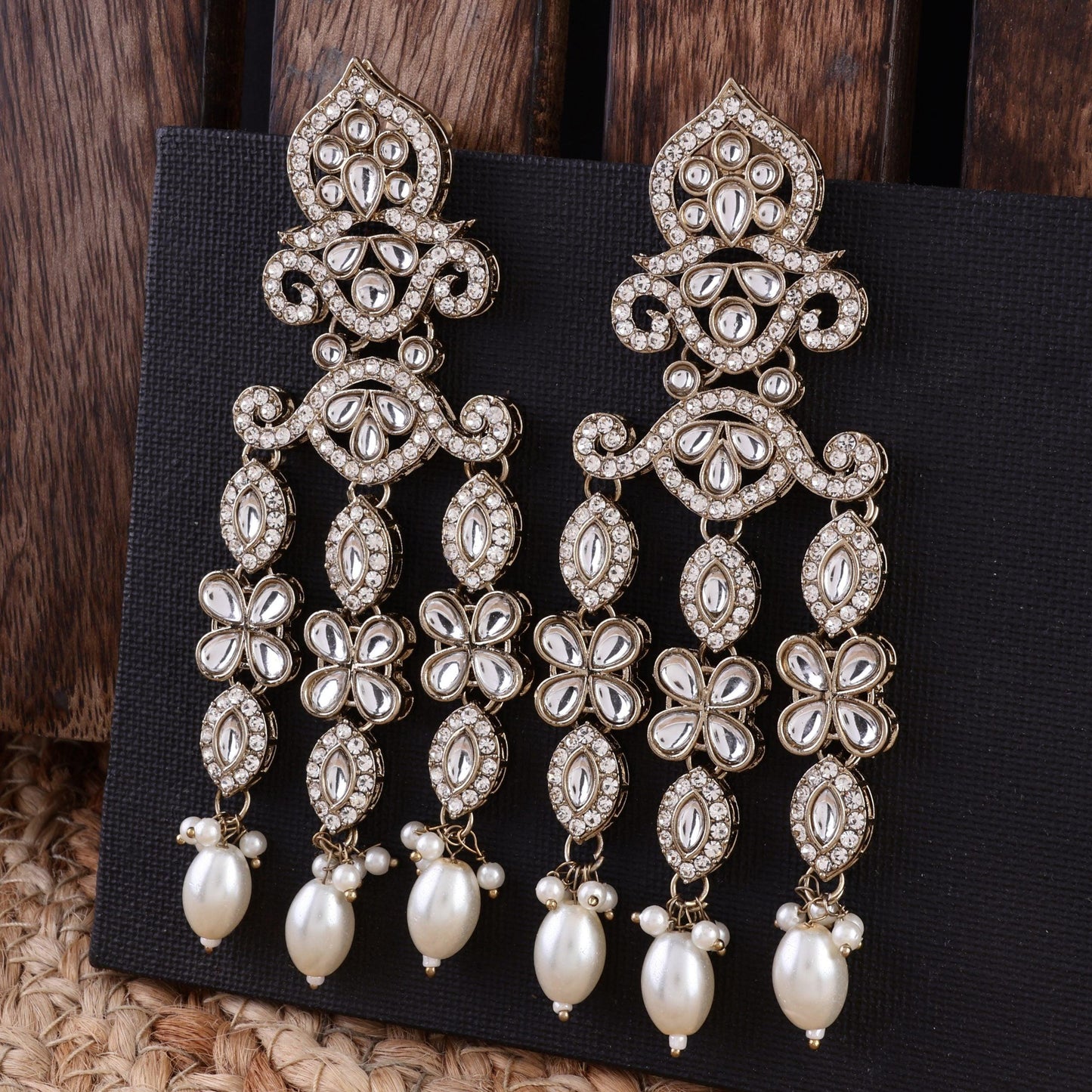 Ishita Pearl Zircone Earring