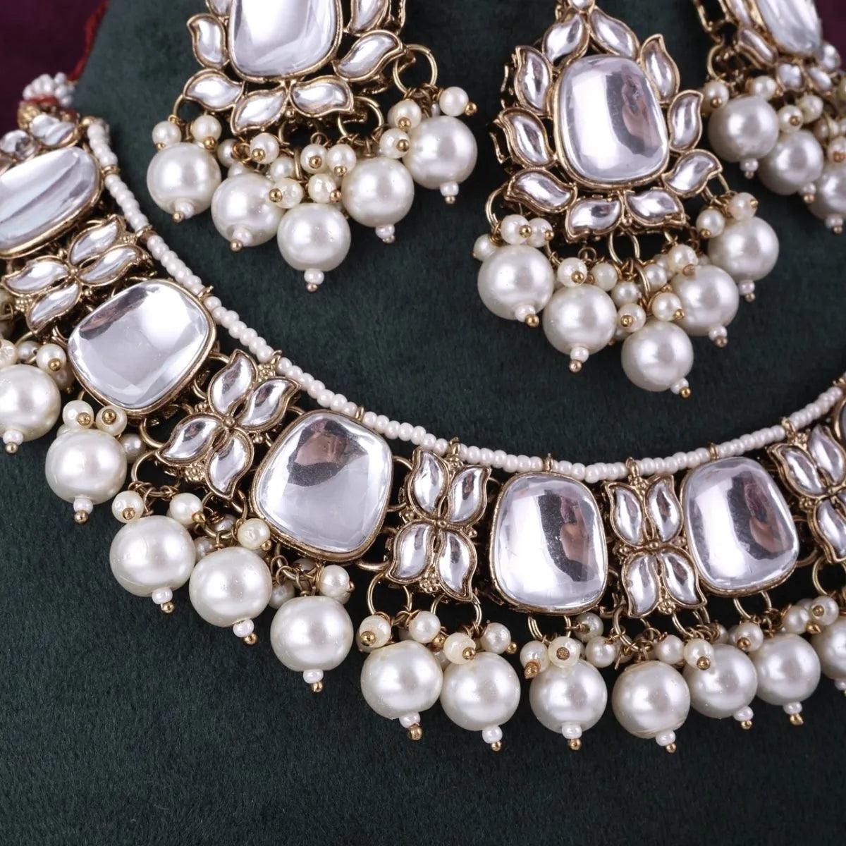 Nahira Necklace