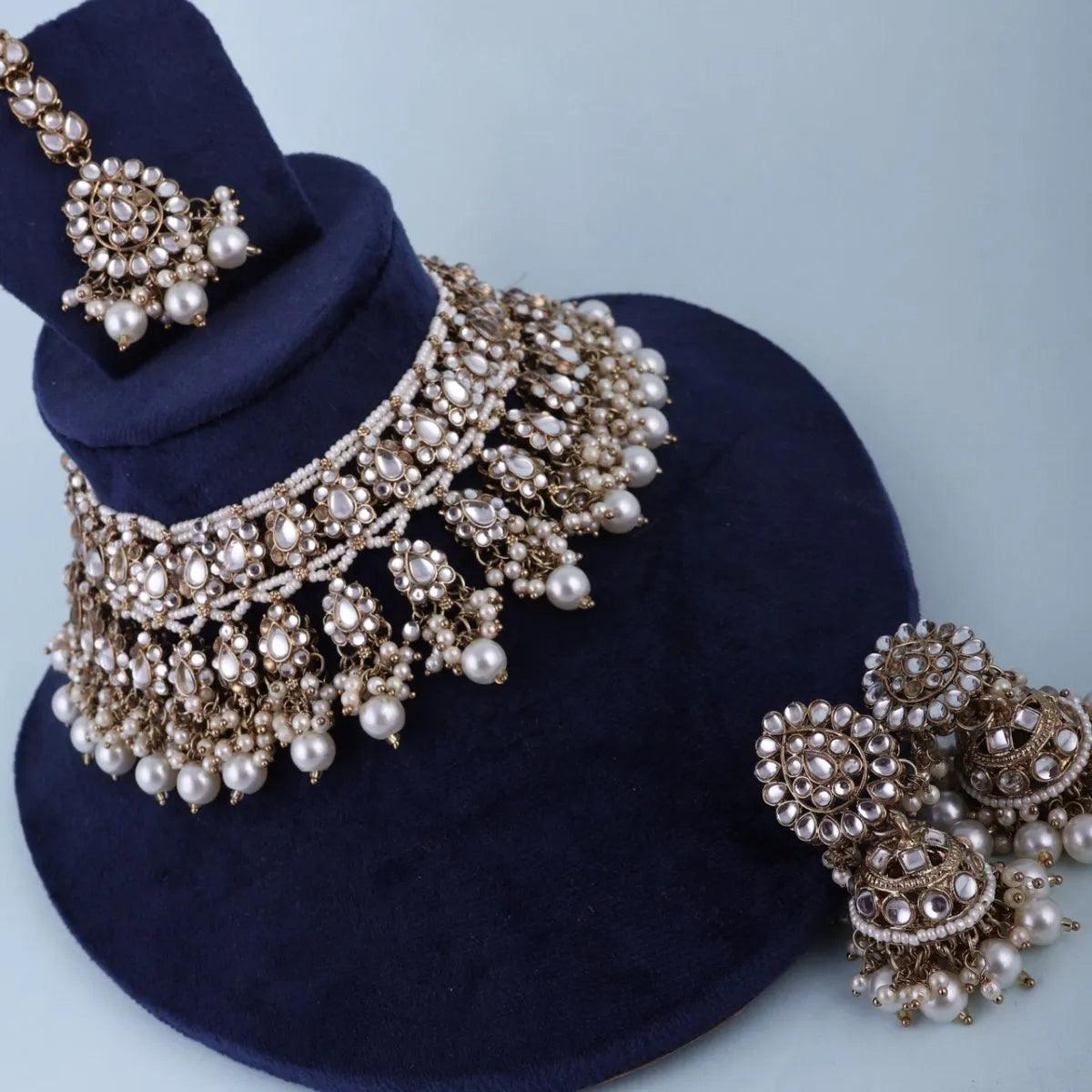 Geetika Necklace