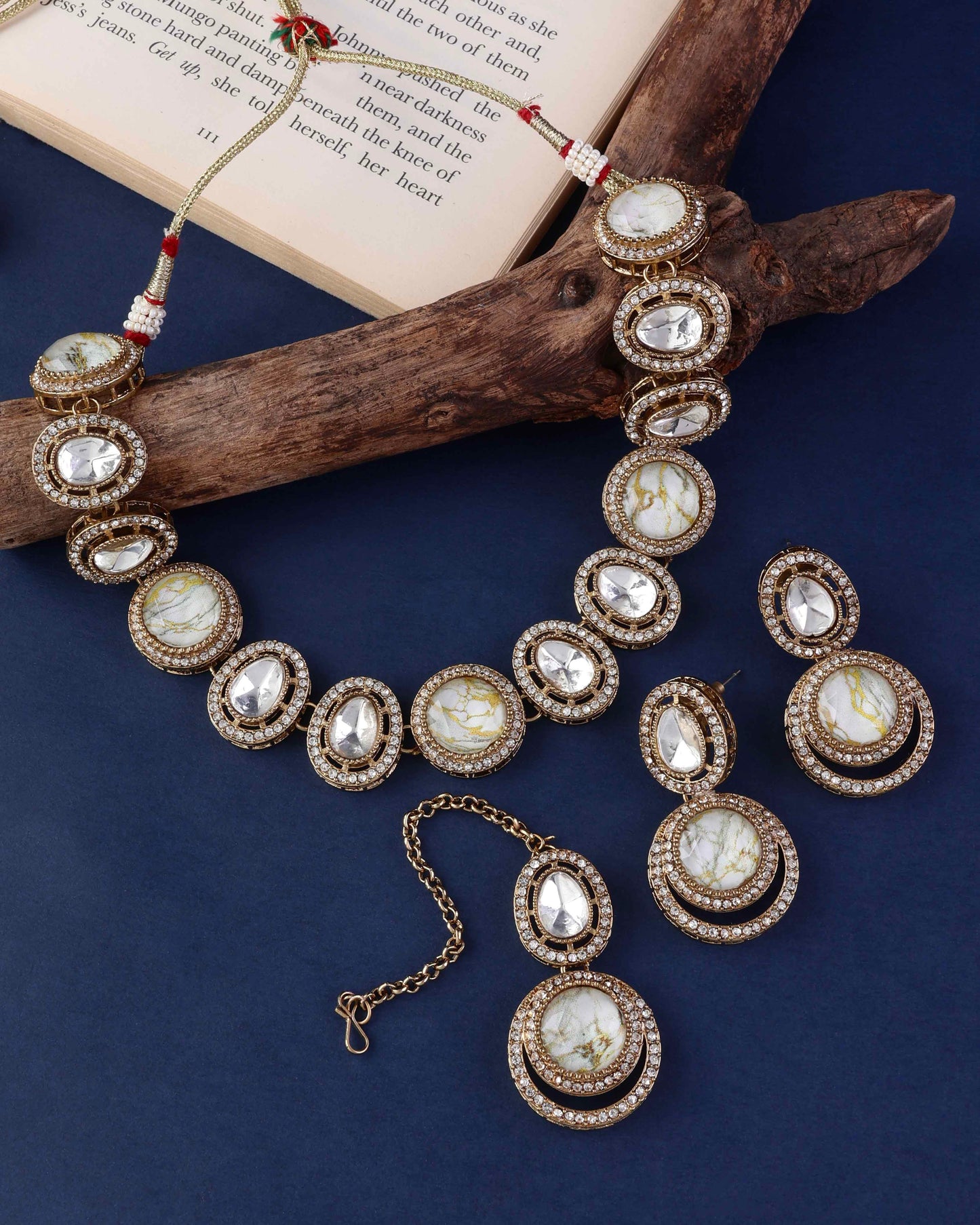 Ivory Abir Premium Polki Dupe Necklace with Earring and Teeka
