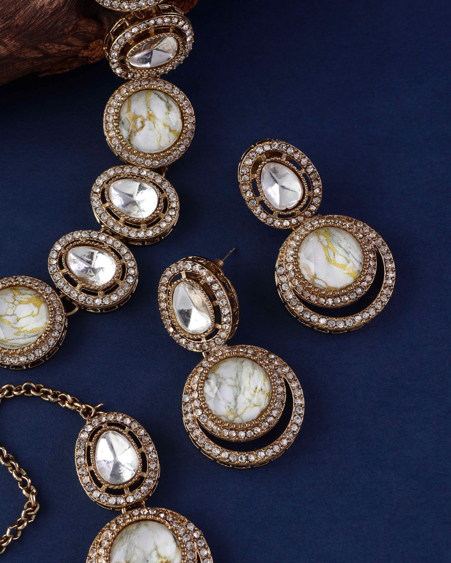 Ivory Abir Premium Polki Dupe Necklace with Earring and Teeka