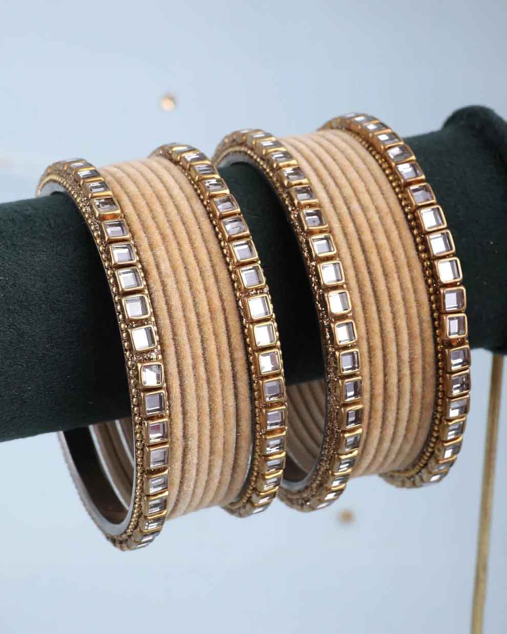 Golden Jahan Bangle Set