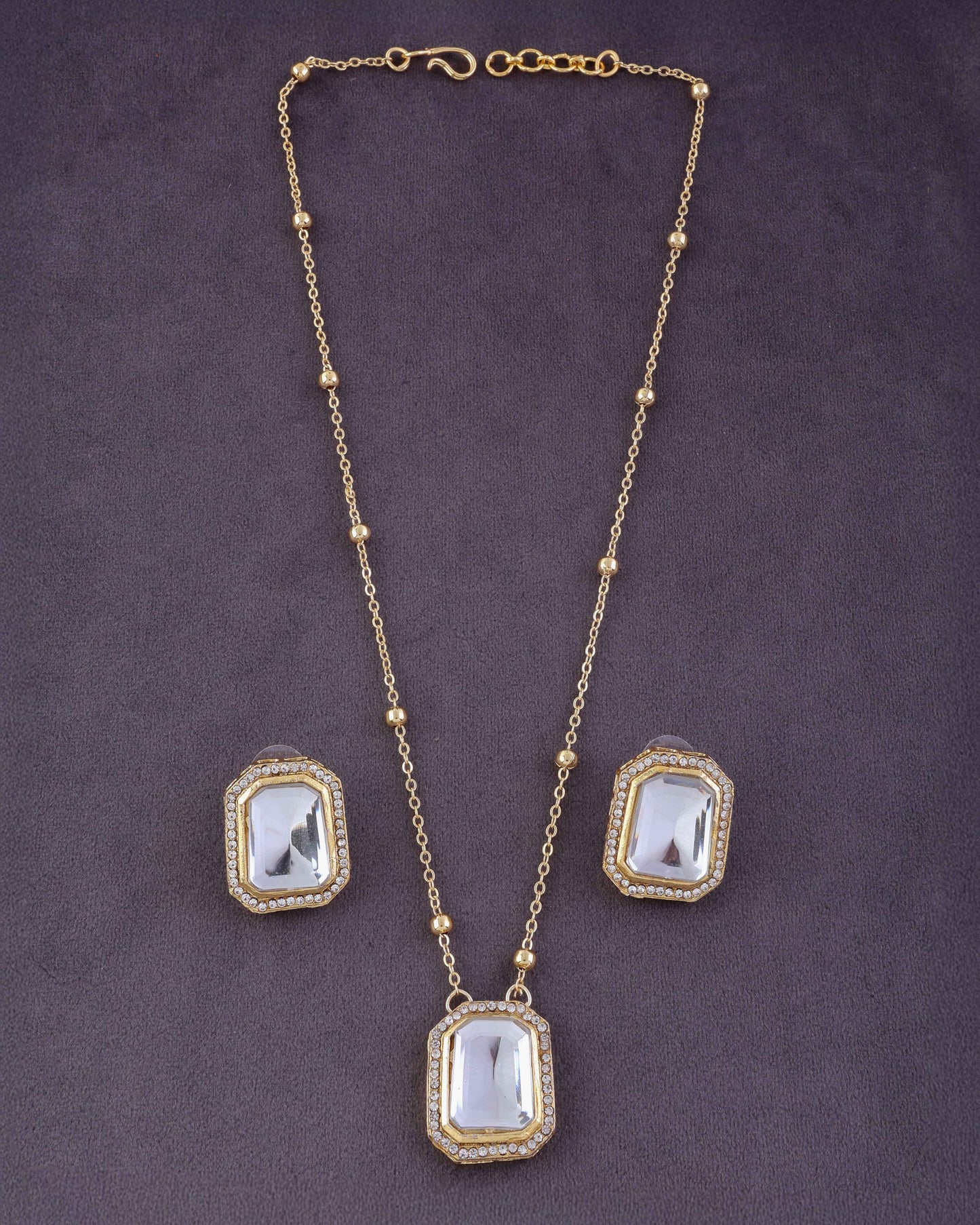 Meira Gold Pendent Necklace Set with Earring