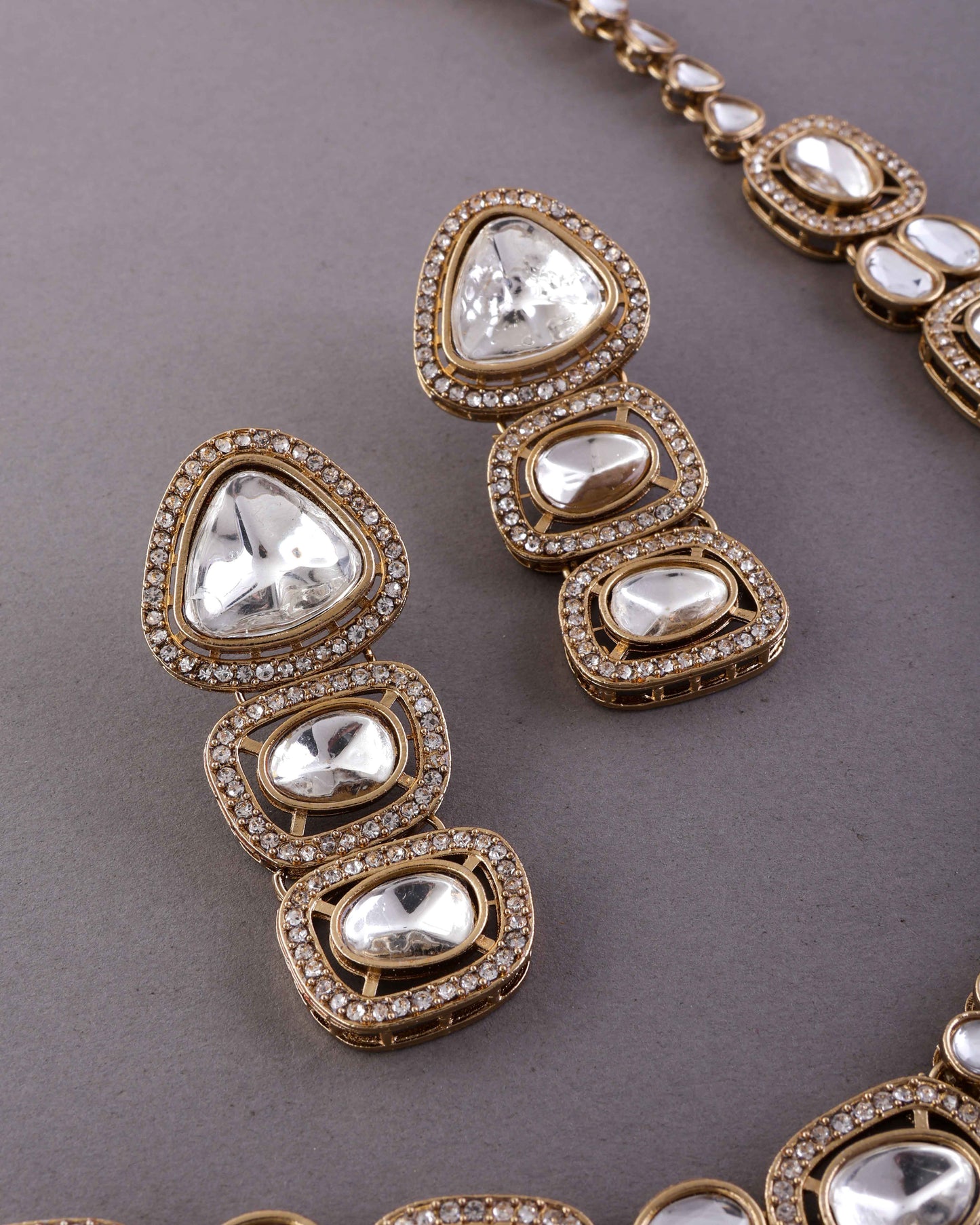 Varnika Premium Polki Dupe Necklace with Earring and Teeka