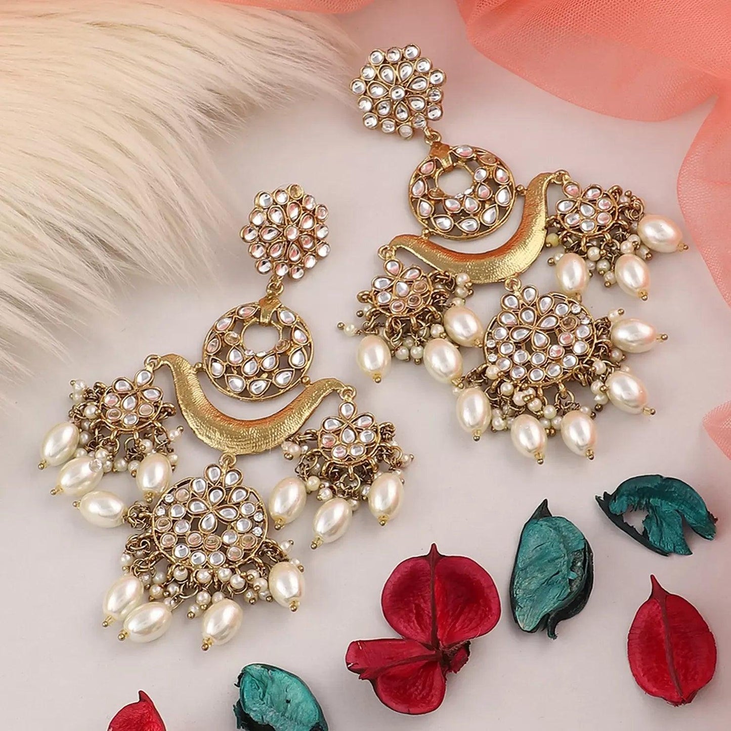 Pearl Aishwarya Chandbali