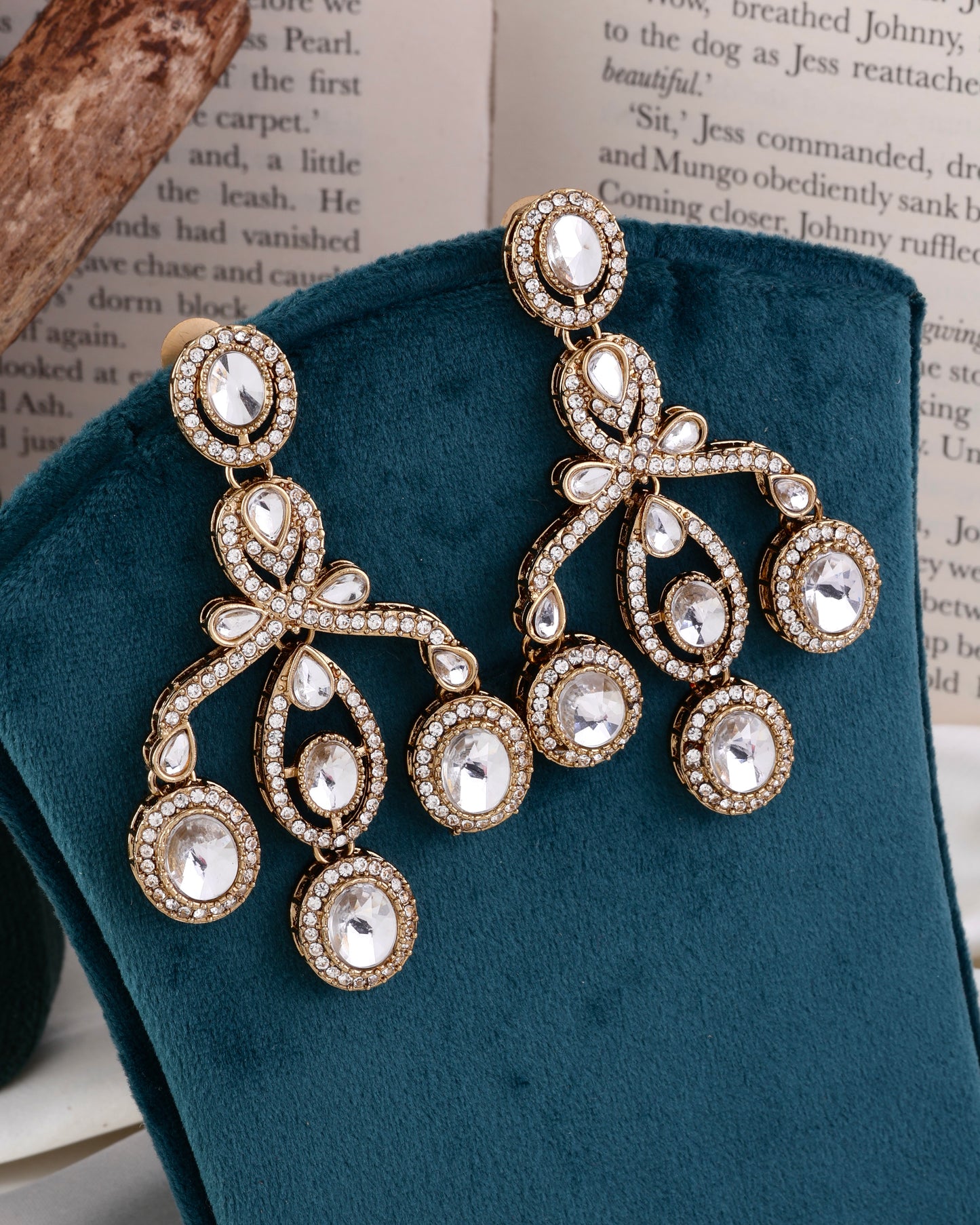 White Yara Premium Designer Zircone Earring
