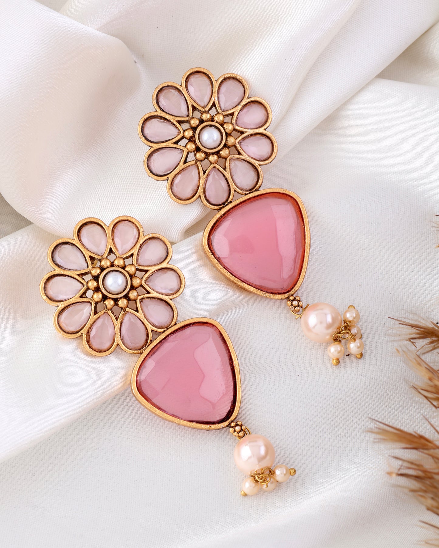 Blush Afra Earring