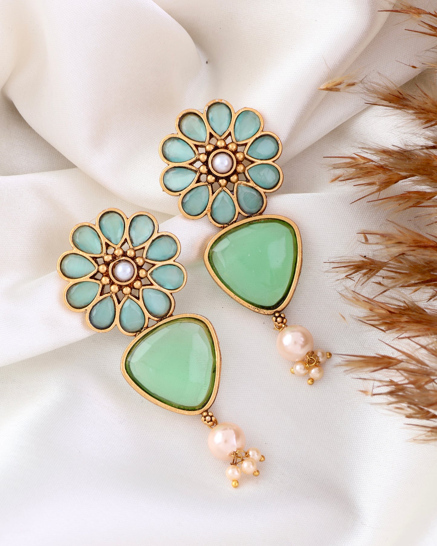 Mint Afra Earring
