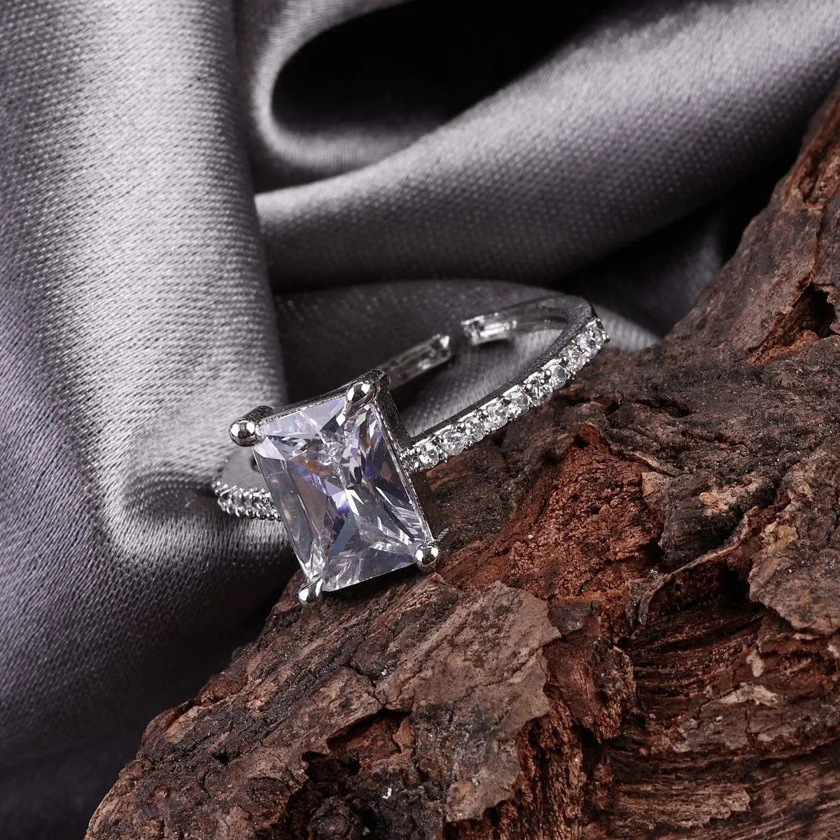 Joseph American Diamond Ring