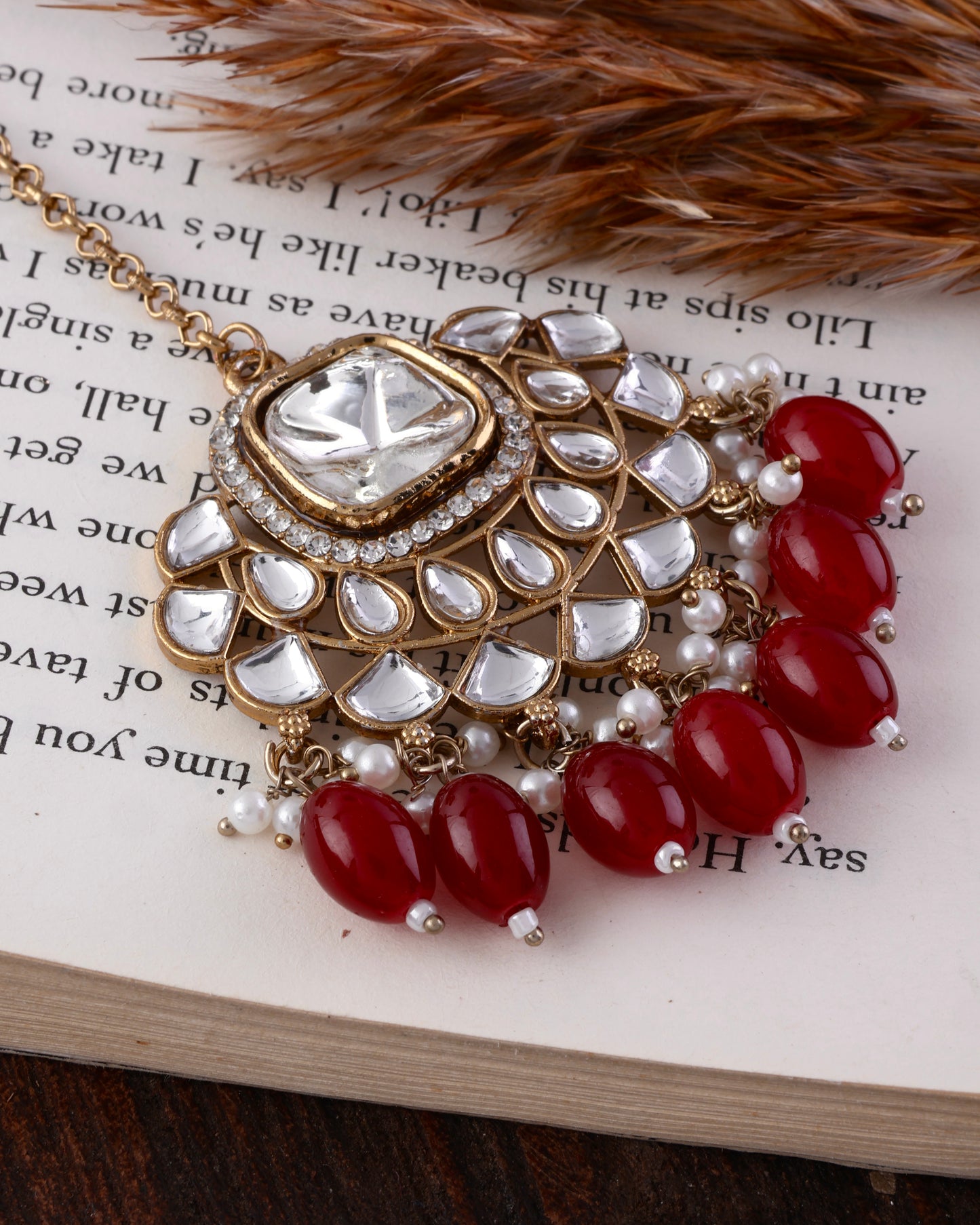 Red Oviya Kundan Teeka