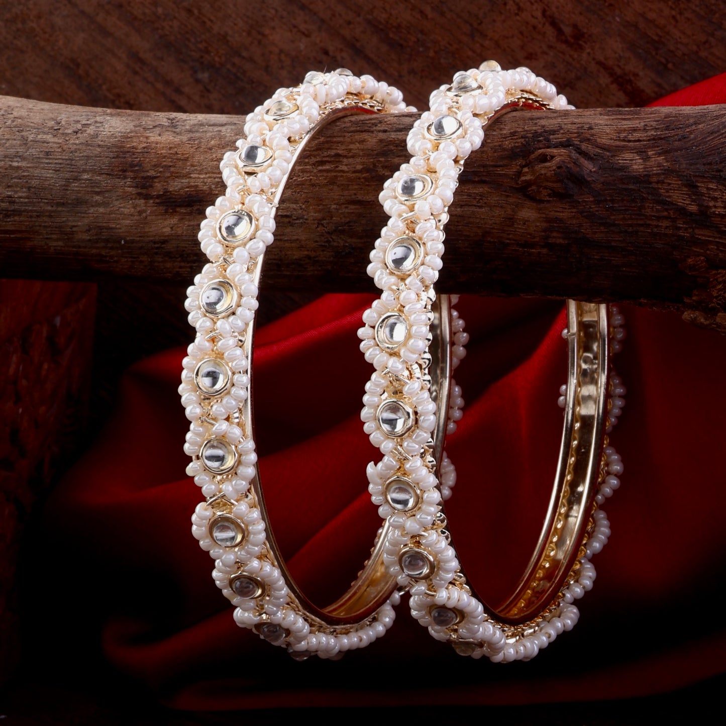 Sahana Pearl Kundan Bangle