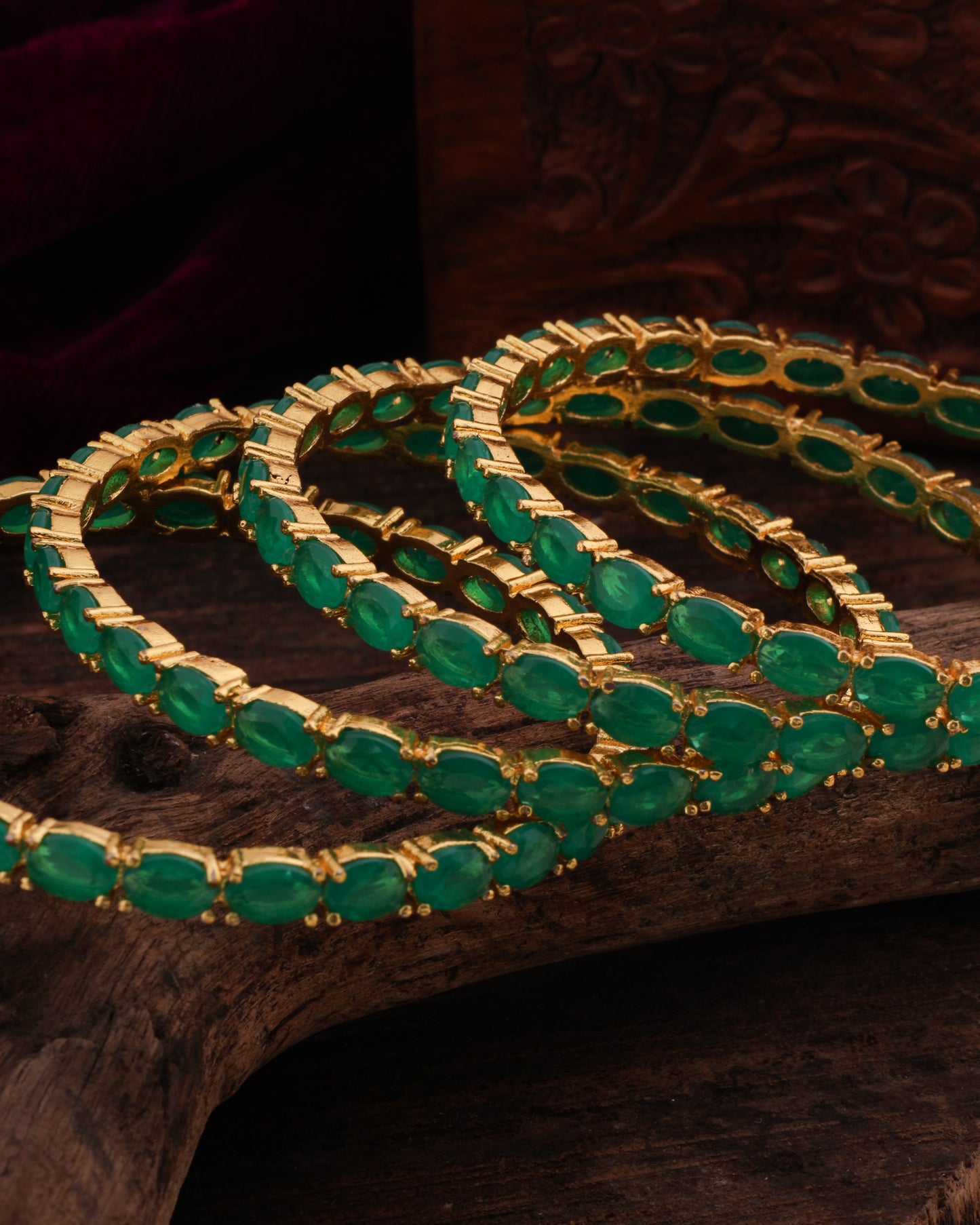 Emerald Sriyam Bangle Set