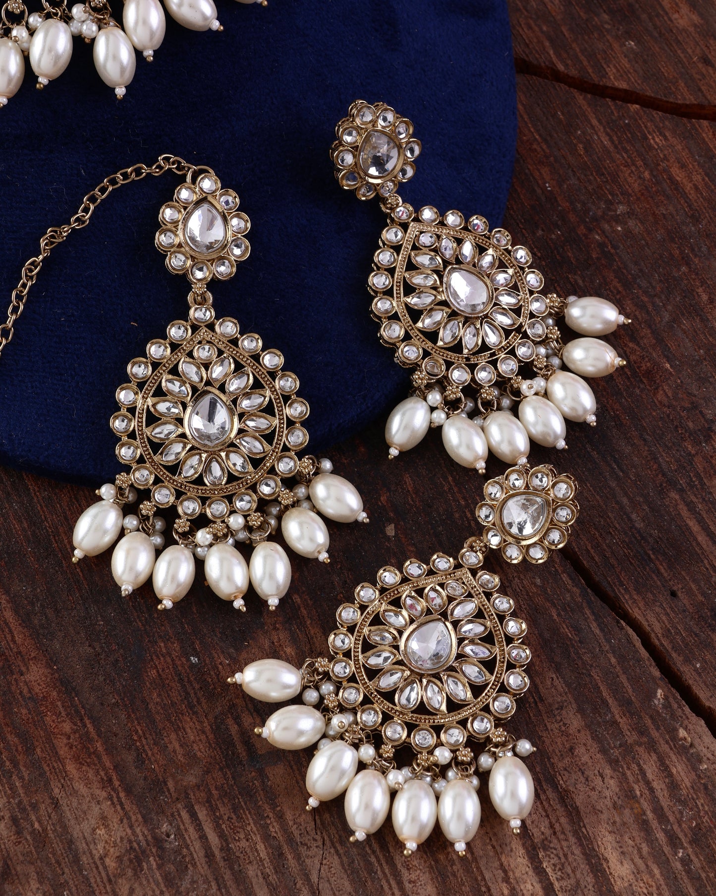 Arhan Necklace Earring with Teeka