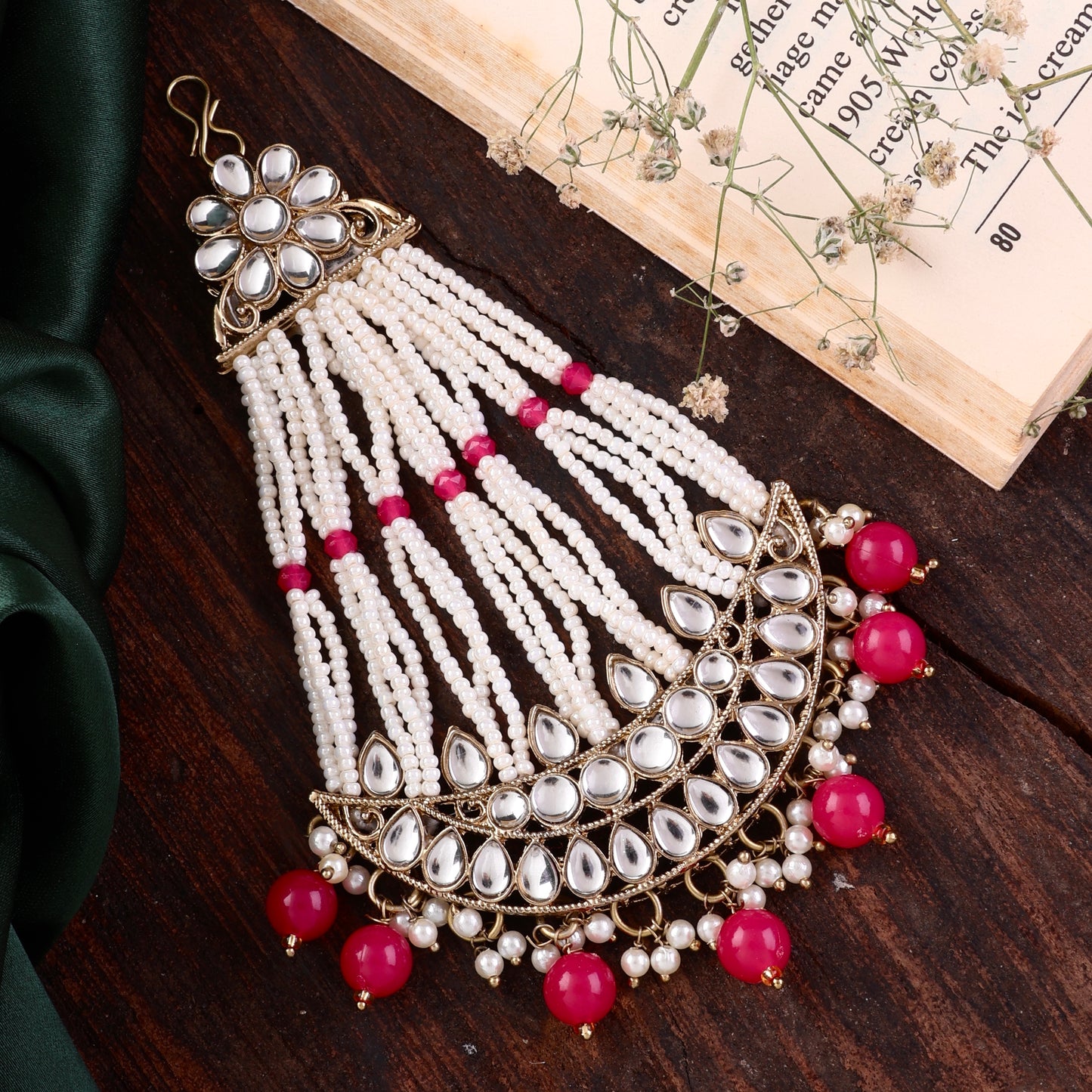 Pink Ahsan Passa / Side Jhumar