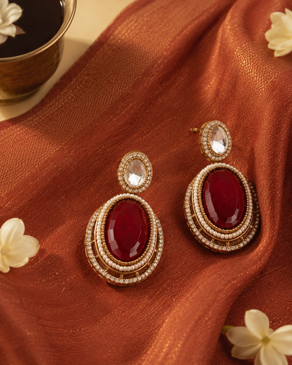 Nirvi Premium Polki Dupe Necklace with Earring and Mangteeka