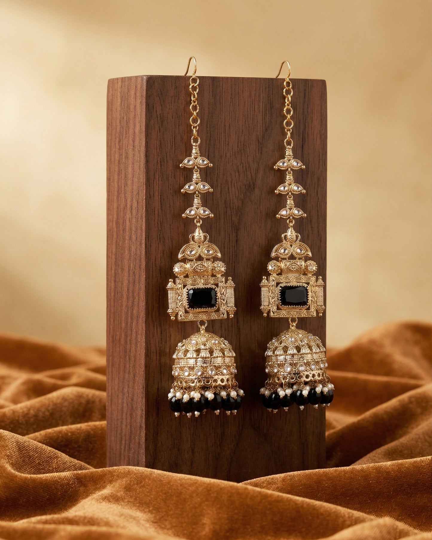 Black Nainika Jhumka Earring With Sahara