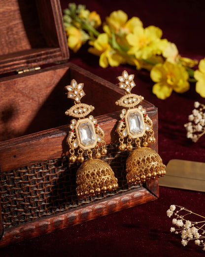 White Marisha Kashmiri Look Ghunghru Jhumka Earring