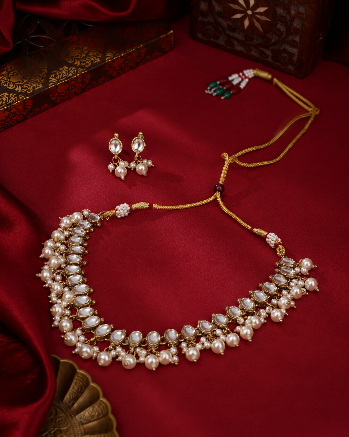 Pearl Presha Mini Kundan Choker Necklace Set