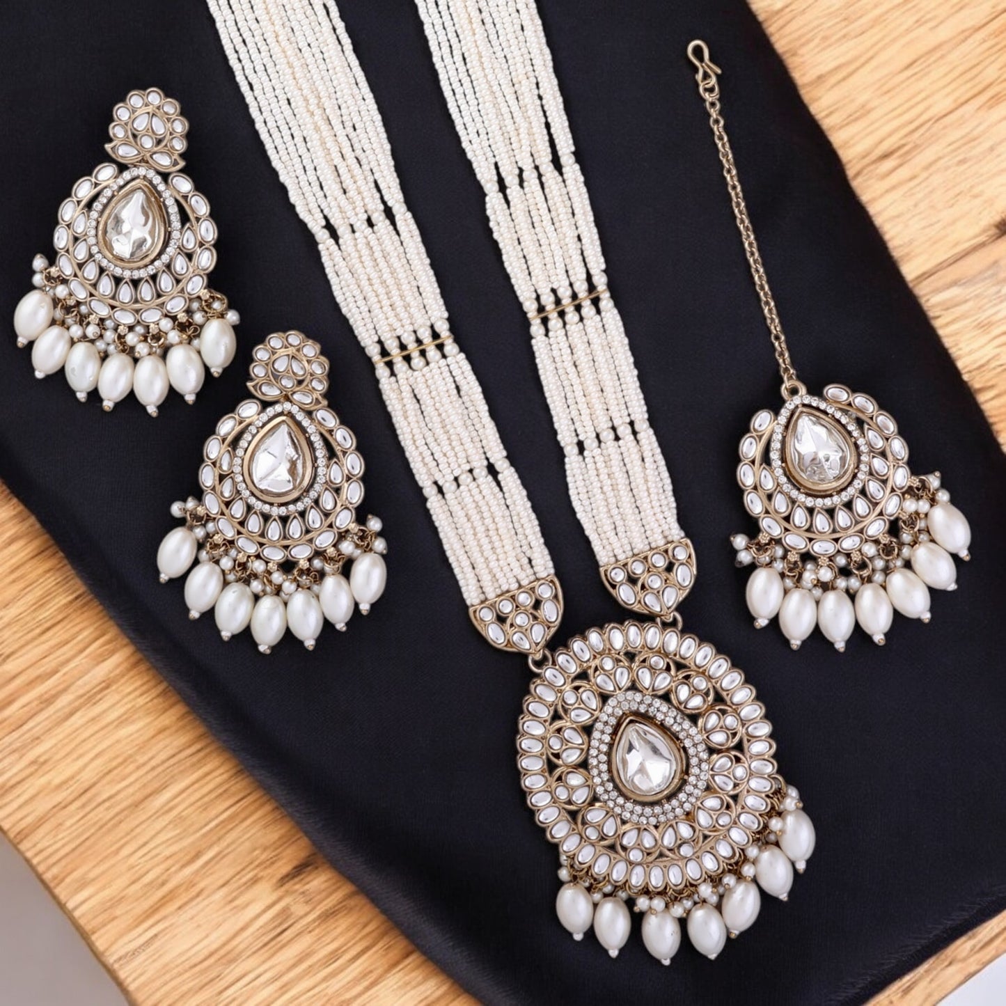 Pearl Harnoor Premium Long Necklace with Earring and Mangteeka