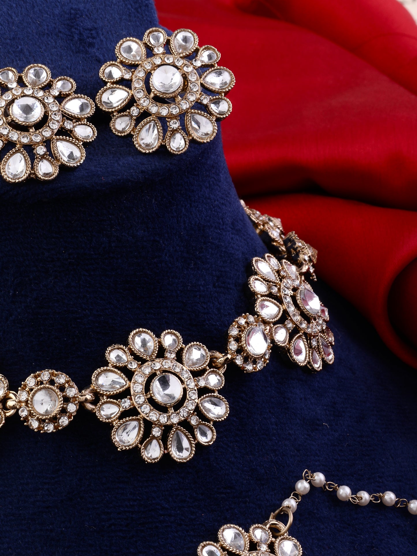Tithi Indo Western Necklace With Earrings and Teeka