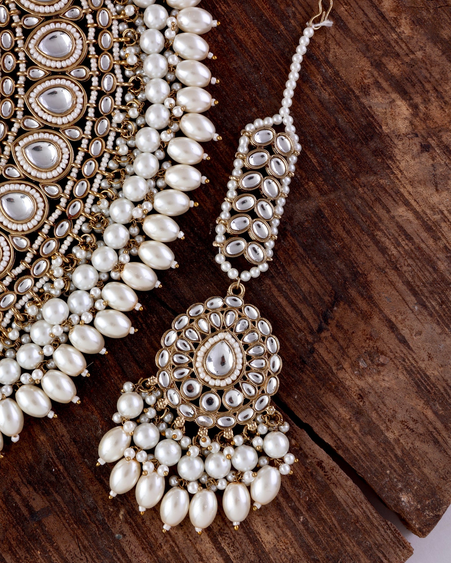 Pearl Zaiba Necklace
