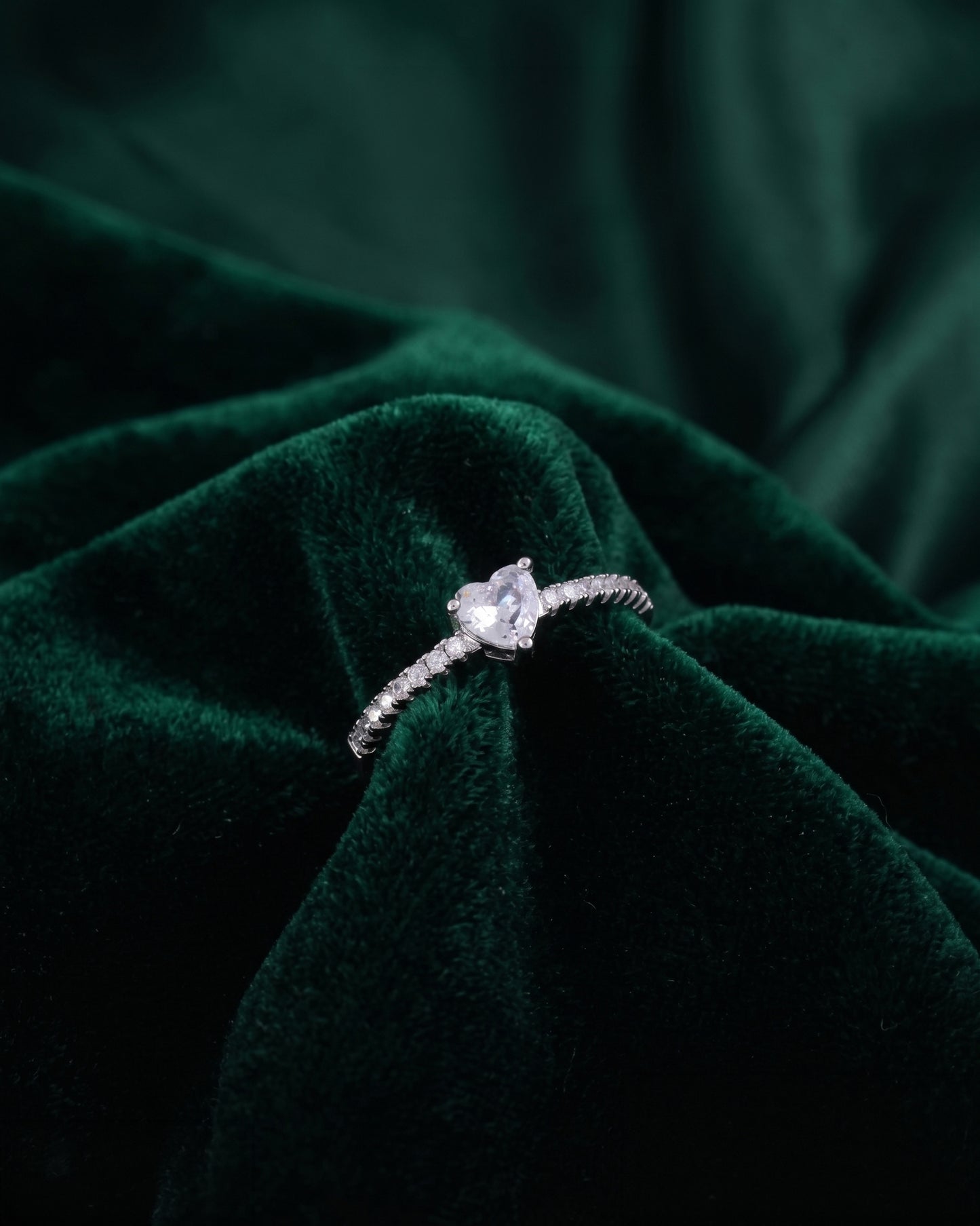 Karris American Diamond Ring with Box