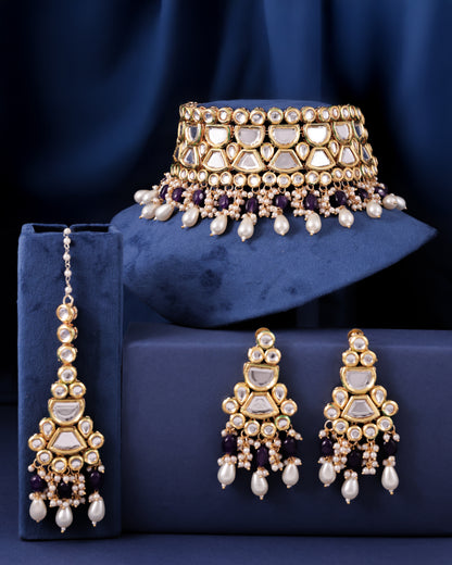 Blue Guranshi Dabi Kundan Choker Necklace with Earring and Mangteeka