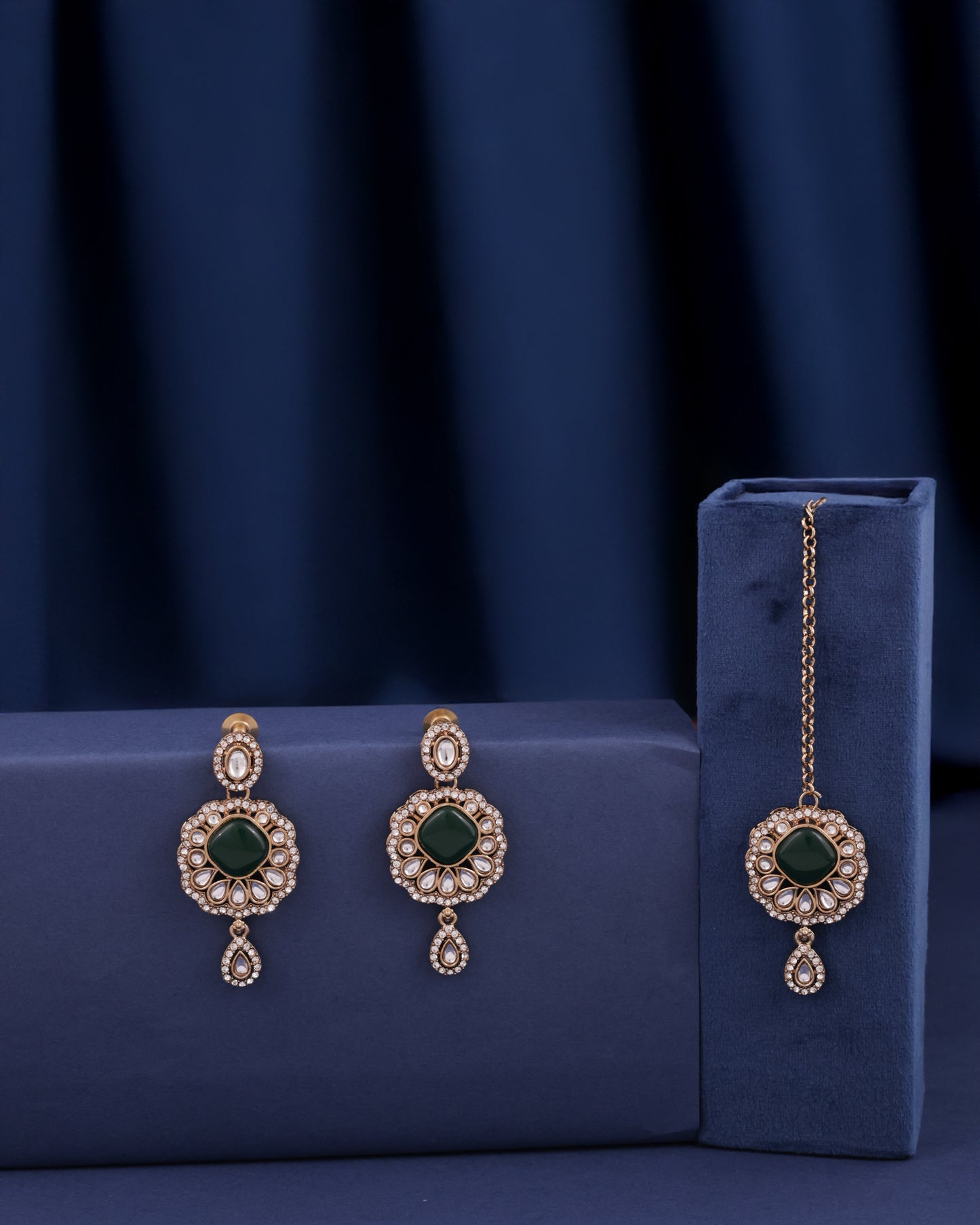 Green Meher Premium Necklace with Earring and Mangteeka