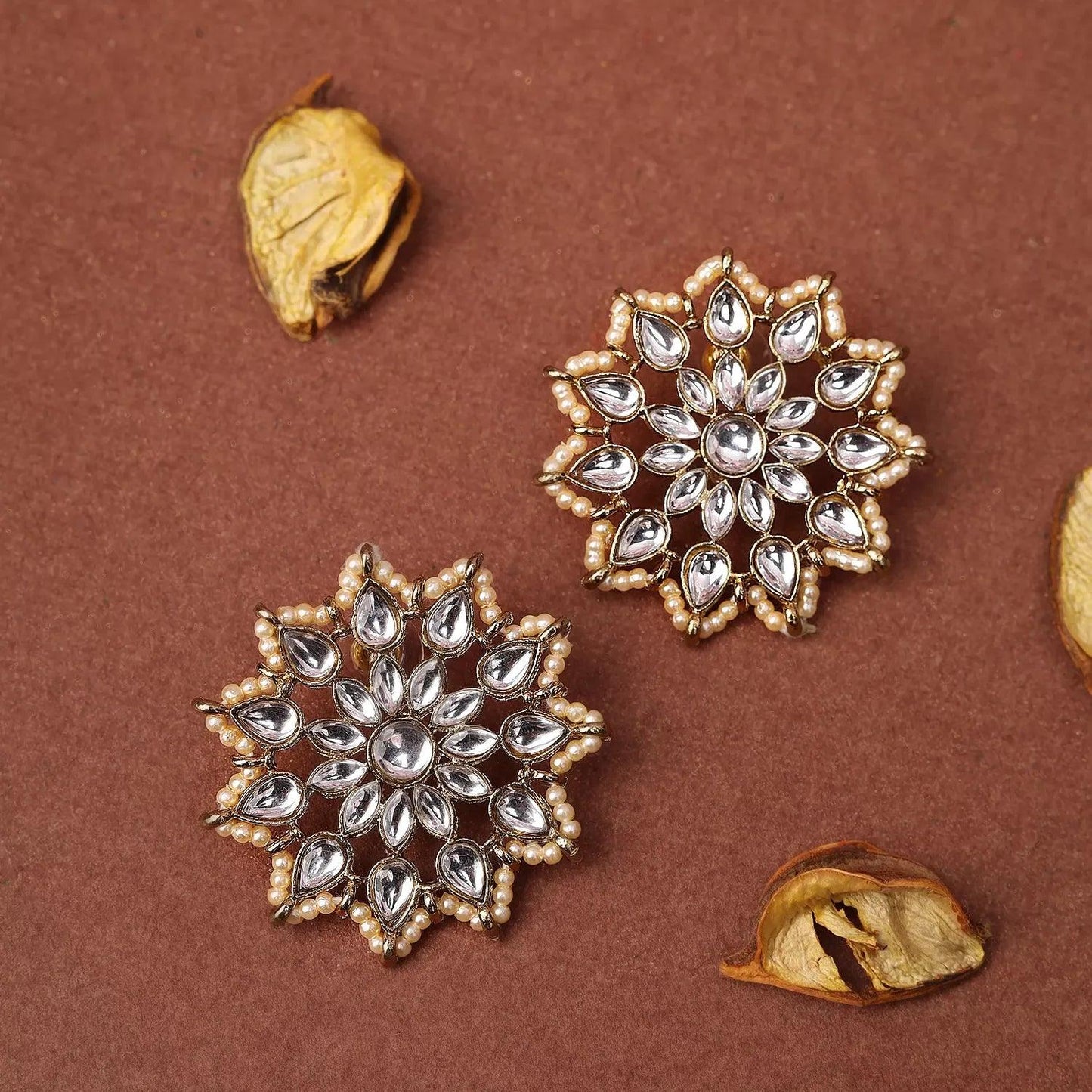 Gold Aqsa Kundan Stud