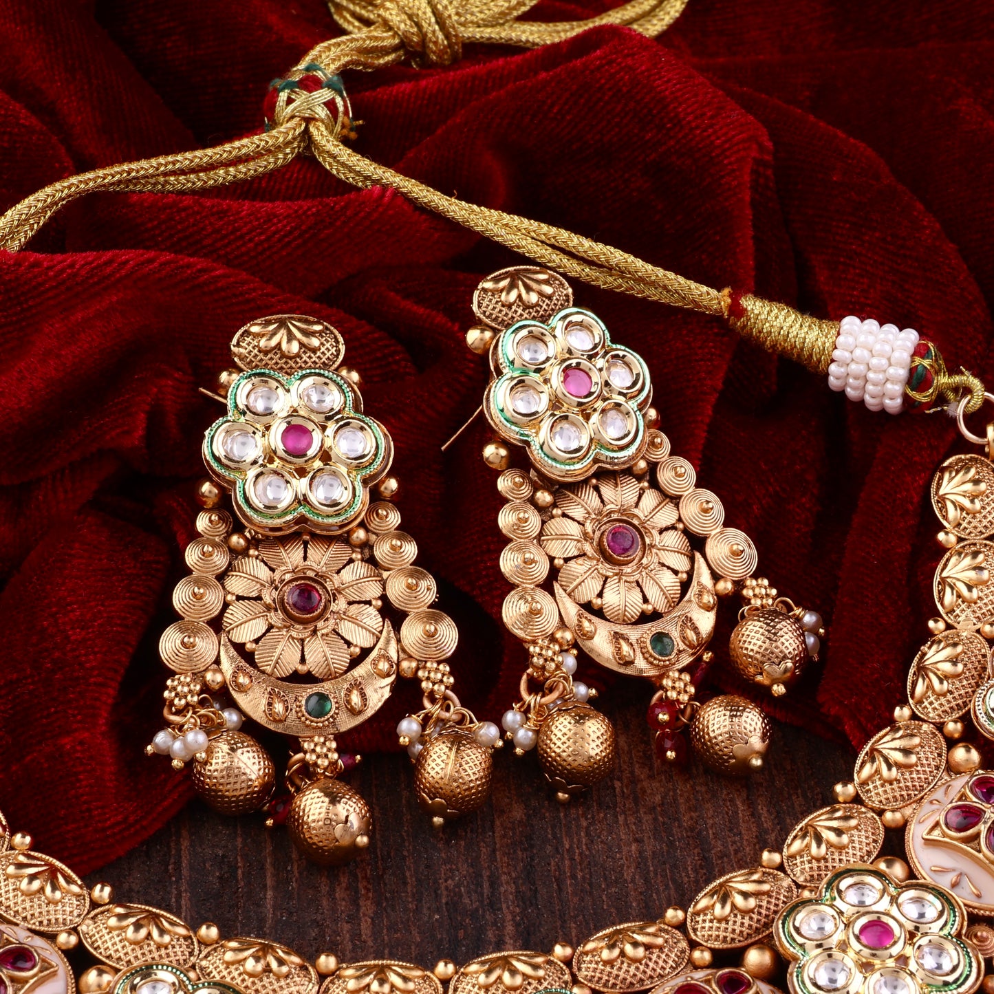 Chakrika Rajwada Necklace Set with Earring and Teeka