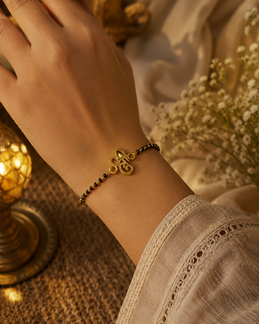 Shrimay Hand Mangalsutra | Tilak Set Included